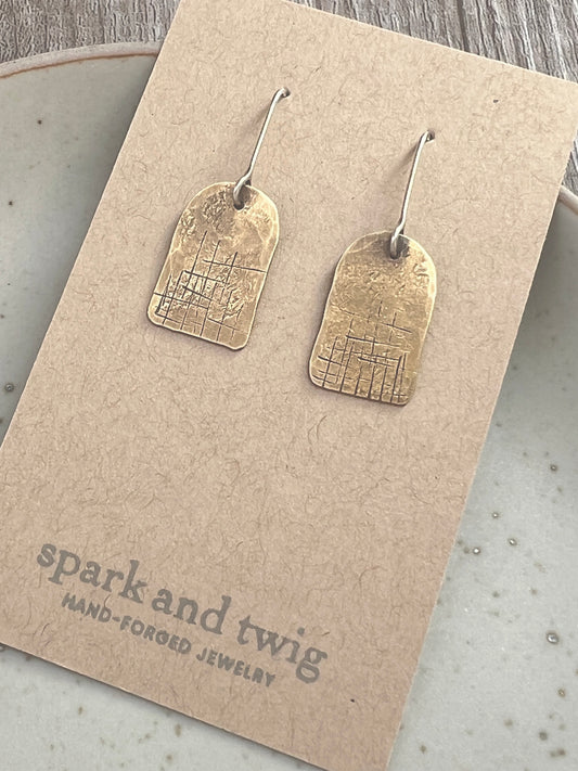 Spark and Twig- Brass Thatch Dangles